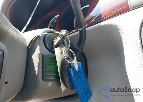 2009 Buick Lucerne Cxl z USA, uszkodzony, nr VIN 1G4HD57MX9U131757